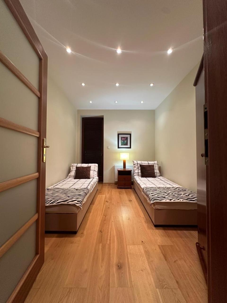 Apartament Josefina โปลานิซา-สดรอยจ์ ภายนอก รูปภาพ
